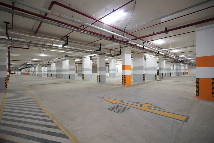  Parking, renigunta Commercial Office Space 450 Sq.Ft. In Renigunta Tirupati 8625553