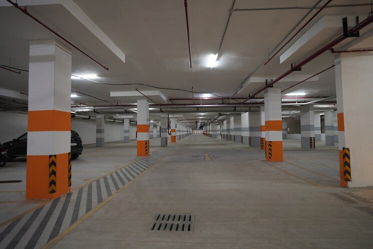  Parking, renigunta Commercial Office Space 450 Sq.Ft. In Renigunta Tirupati 8625553
