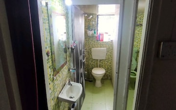 1 BHK Apartment For Rent in Amar Tower, Wanwadi