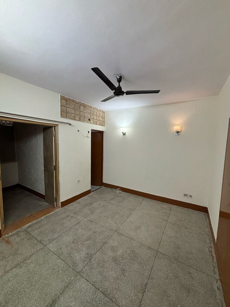 Room, himagiri-apartments 2 Bedroom 1150 Sq.Ft. Apartment In Sector 34 Noida 8625903