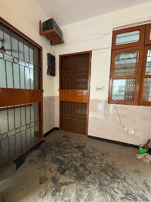 Room in 2 BHK Apartment at Himagiri Apartments, Sector 34 – for Sale