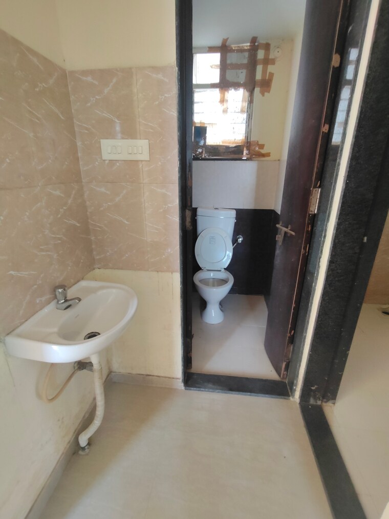 Bathroom, vedant-kingston-serene 1 Bedroom 465 Sq.Ft. Apartment In Undri Pune 8625914
