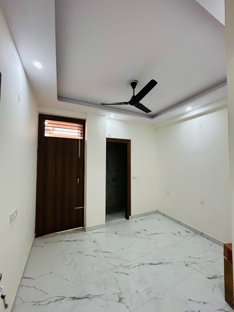 Room, upsidc site c 2 Bedroom 980 Sq.Ft. Builder Floor In Upsidc Site C Greater Noida 8626118