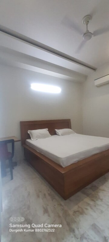 Bedroom in 4 BHK Builder Floor at Ardee City, Sector 52 – for Rent