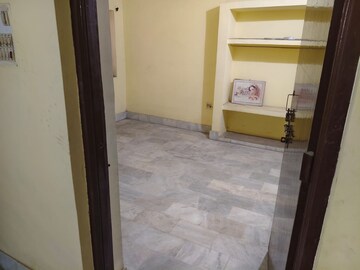 Room in 3 BHK Independent House at Birsanagar – for Rent