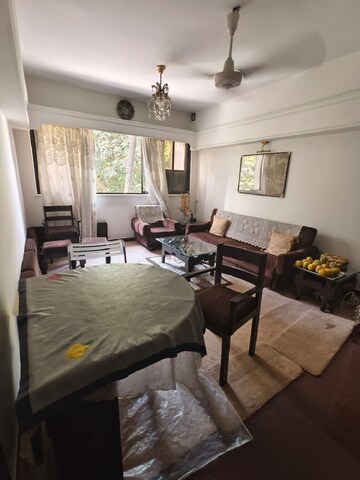 Living Room in 1 BHK Apartment at Santacruz West – for Rent