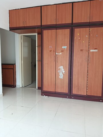 Room in 3 BHK Apartment at Aditya Shagun, Bavdhan – for Rent