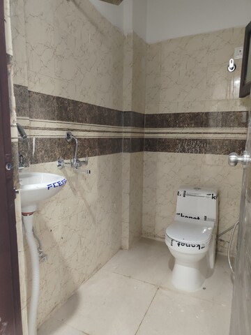 Bathroom in 2 BHK Builder Floor at Brij Vatika, Sector 73 – for Rent