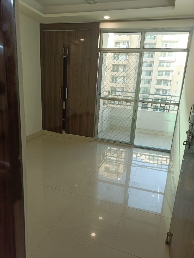 Bathroom, amrapali-terrace-homes 2.5 Bedroom 885 Sq.Ft. Apartment In Tech Zone 4 Greater Noida Greater Noida 8626517