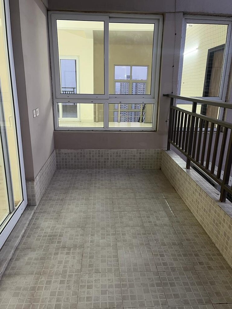 Balcony, adani-m2k-oyster-grande 5 Bedroom 5826 Sq.Ft. Penthouse In Sector 102 Gurgaon 8626520