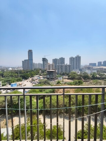 1.5 BHK Apartment For Rent in Amanora Gold Towers, Hadapsar