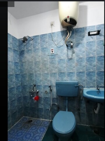 Bathroom in 5 BHK Apartment at Sai Enclave Indiranagar, Indiranagar – for Sale