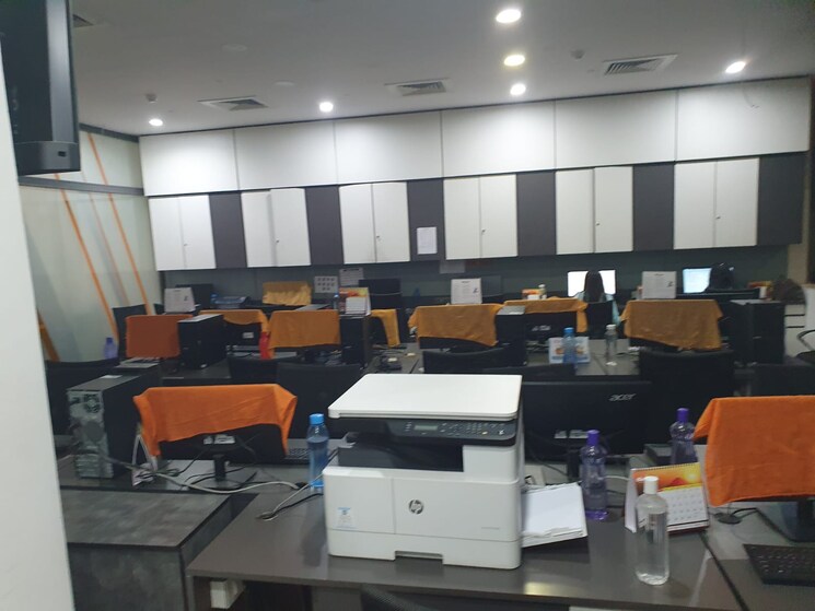 Team Area, worli Commercial Office Space 991 Sq.Ft. In Worli Mumbai 8626686