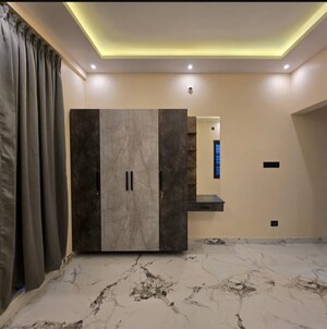 Room in 3 BHK Builder Floor at Sector 30 – for Sale