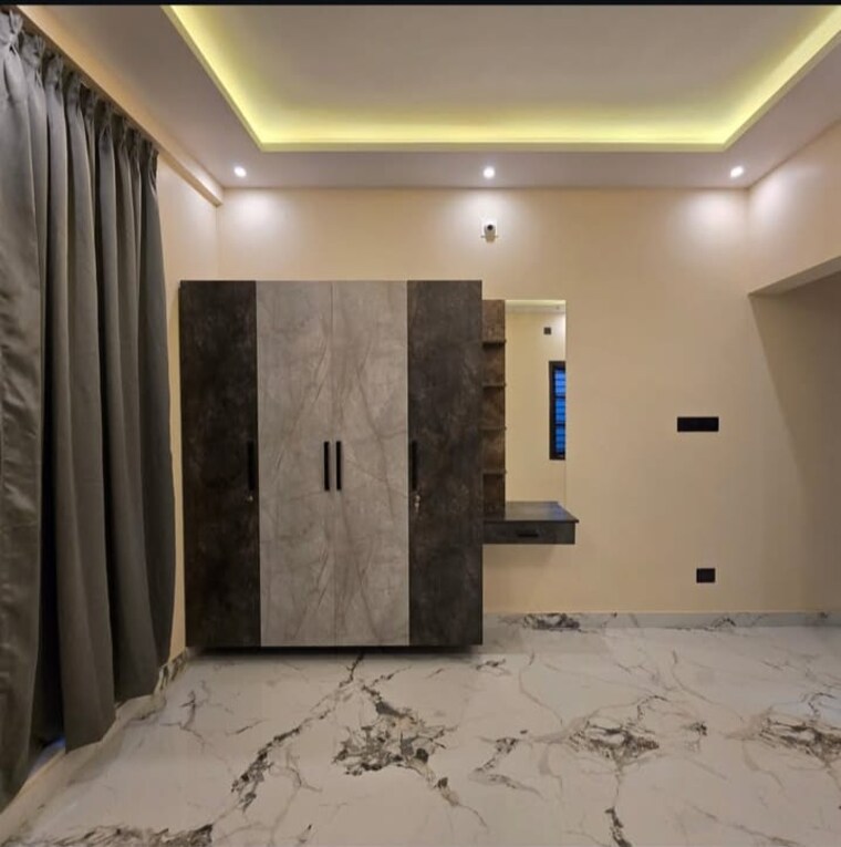 Room, sector 30 3 Bedroom 1800 Sq.Ft. Builder Floor In Sector 30 Faridabad 8626793