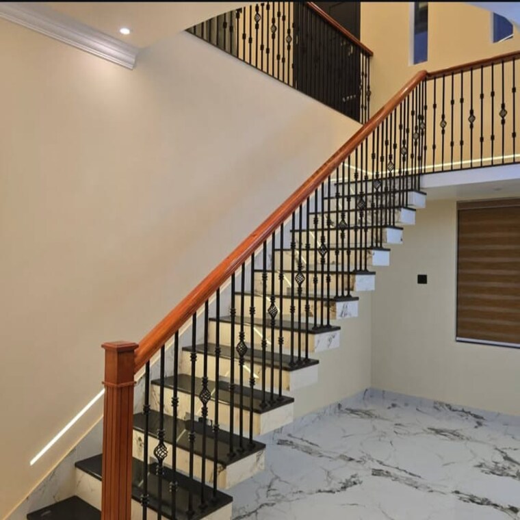 undefined, sector 30 3 Bedroom 1800 Sq.Ft. Builder Floor In Sector 30 Faridabad 8626793