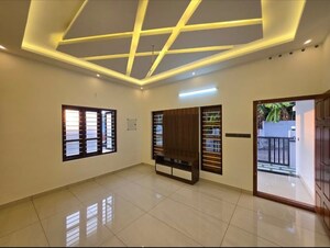 Room in 3 BHK Builder Floor at Sector 30 – for Sale
