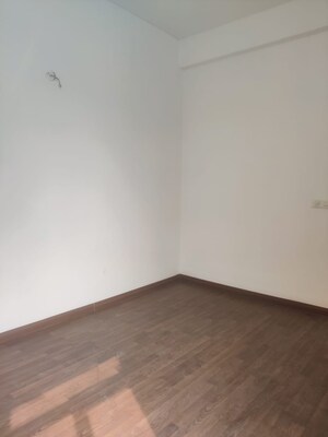 Room in 2 BHK Apartment at Adore Happy Homes Grand, Sector 85 – for Sale