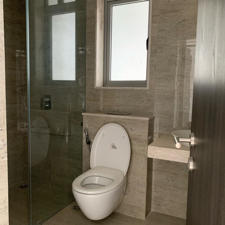 Bathroom, oberoi-sky-city-tower-e 3 Bedroom 1073 Sq.Ft. Apartment In Rajendra Nagar Mumbai 8626835