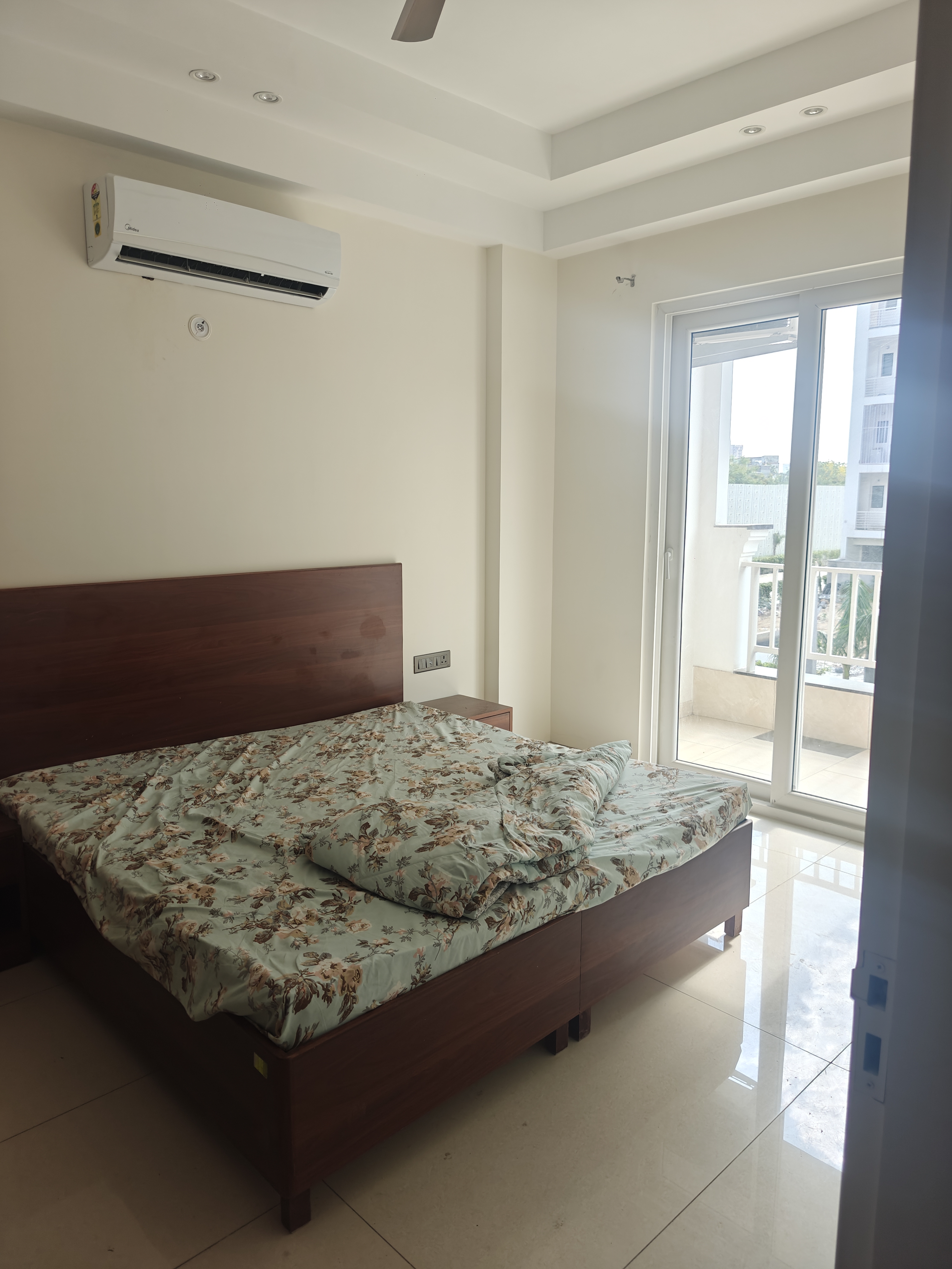 2 BHK + Extra Room Builder Floor For Rent in Elan Nirvana