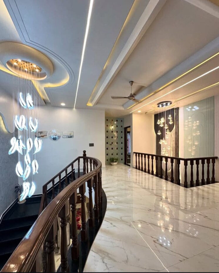 undefined, sector 33 3.5 Bedroom 2250 Sq.Ft. Builder Floor In Sector 33 Faridabad 8627161