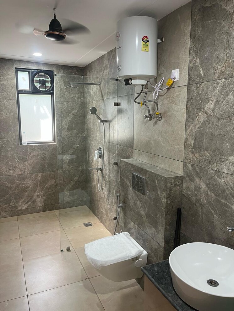 Bathroom, aez-aloha 3 Bedroom 2231 Sq.Ft. Apartment In Sector 57 Gurgaon 8627132
