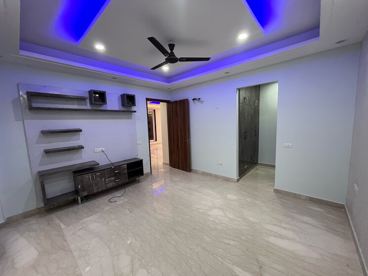 Room, unitech-south-city-1 4 Bedroom 360 Sq.Yd. Builder Floor In South City 1 Gurgaon 8627231