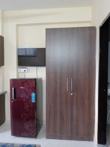 Furnished Amenities in 1 RK Builder Floor at Sector 54 – for Rent