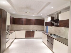 Kitchen in 4 BHK Builder Floor at Dlf Phase ii – for Sale