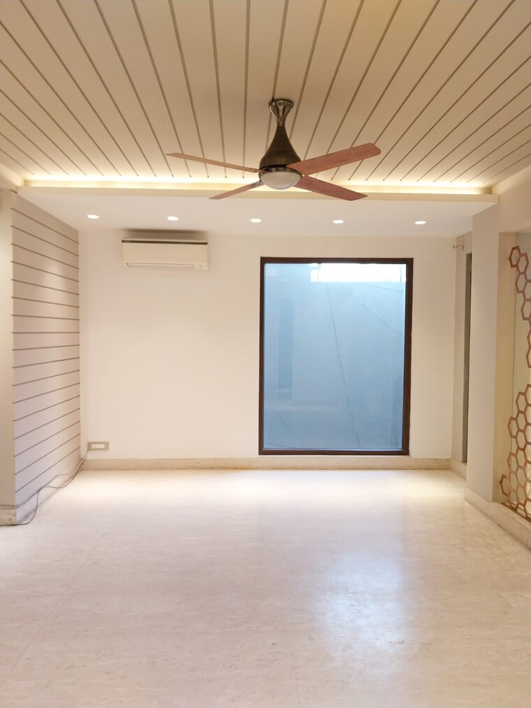 undefined, dlf phase ii 4 Bedroom 502 Sq.Yd. Builder Floor In Dlf Phase ii Gurgaon 8627296