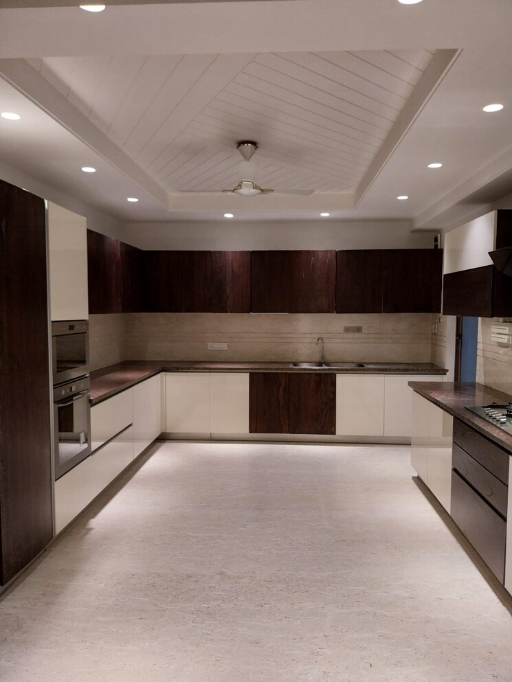 Kitchen, dlf phase ii 4 Bedroom 502 Sq.Yd. Builder Floor In Dlf Phase ii Gurgaon 8627296