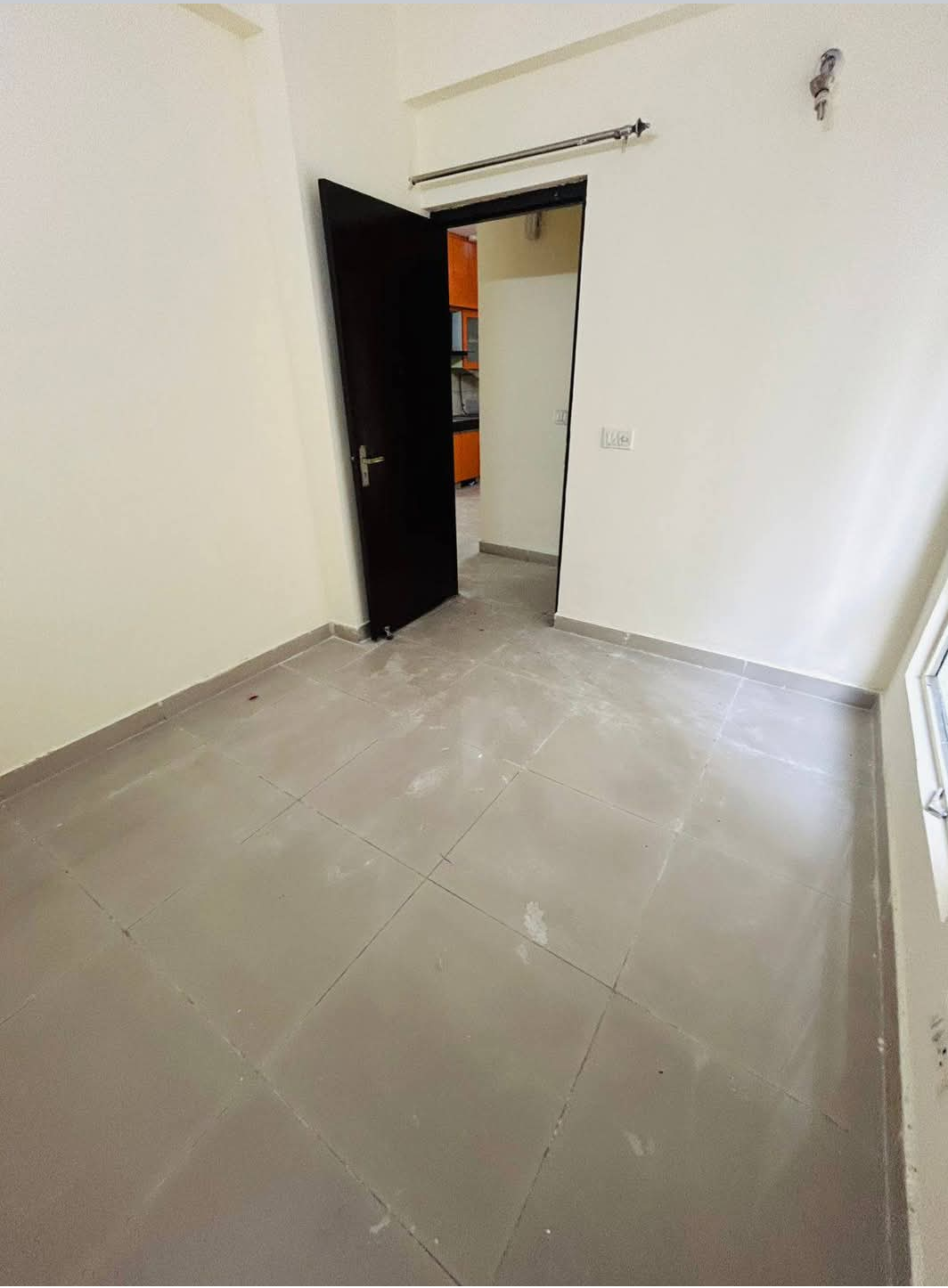 2.5 BHK + Study Room Apartment For Rent in Panchsheel Greens II