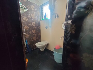 Team Area in 1 BHK Apartment at Charkop Sector 5 – for Sale