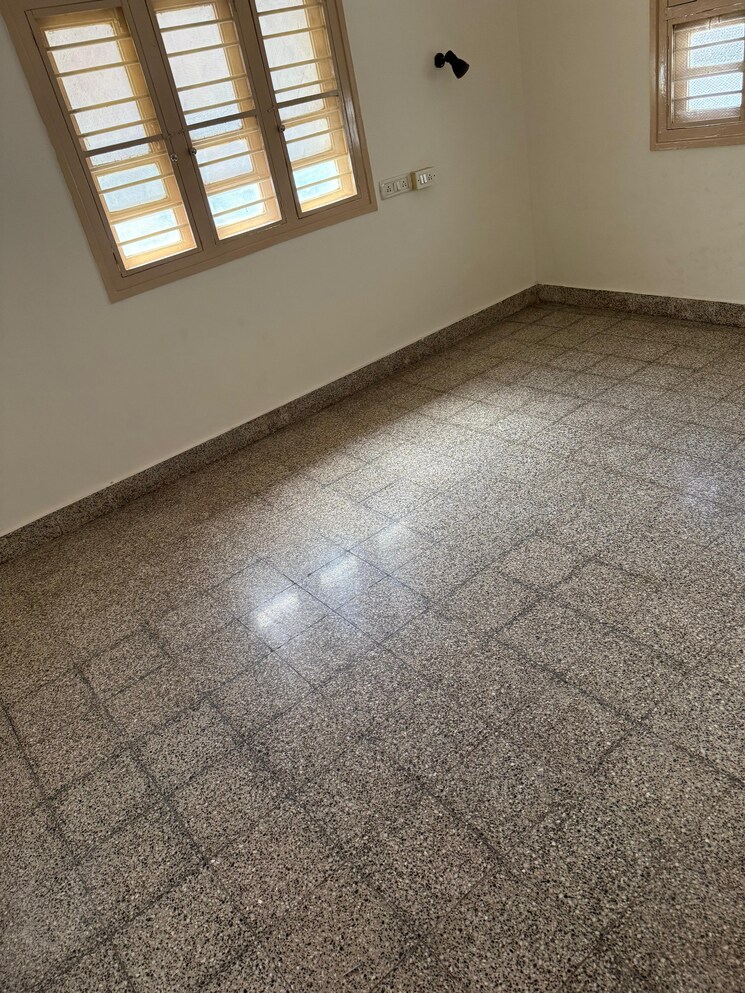 Room, navjivan-colony 2 Bedroom 750 Sq.Ft. Apartment In Mahim Mumbai 8627235