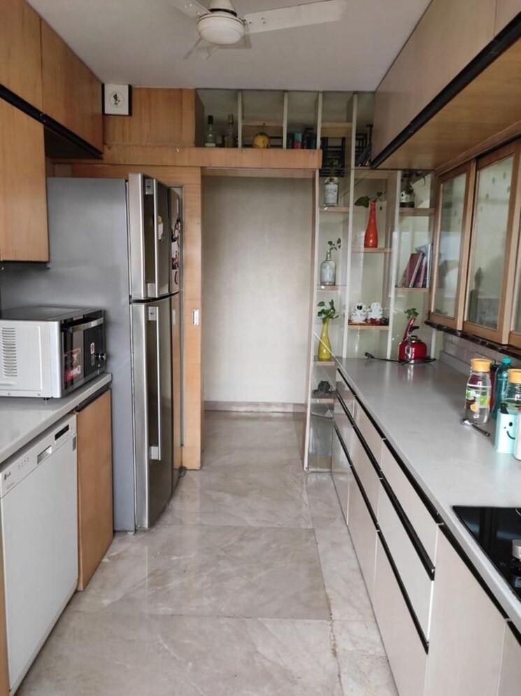 Kitchen, maker-kundan-gardens 2 Bedroom 1200 Sq.Ft. Apartment In Juhu Mumbai 8627310