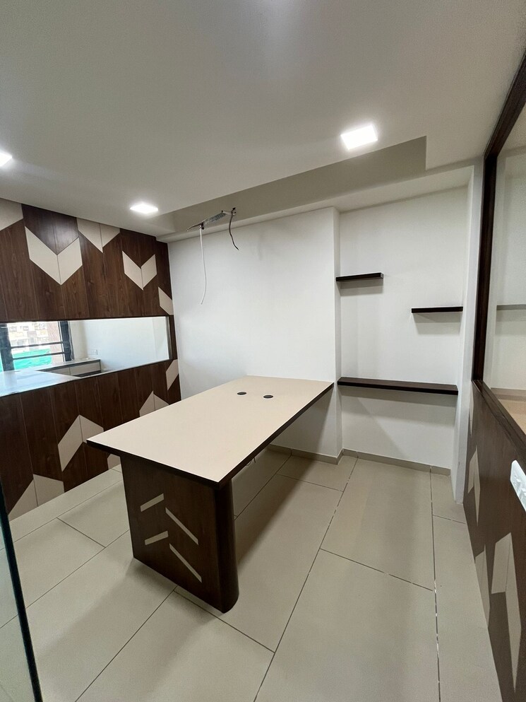 Team Area, bodakdev Commercial Office Space 1164 Sq.Ft. In Bodakdev Ahmedabad 8627160