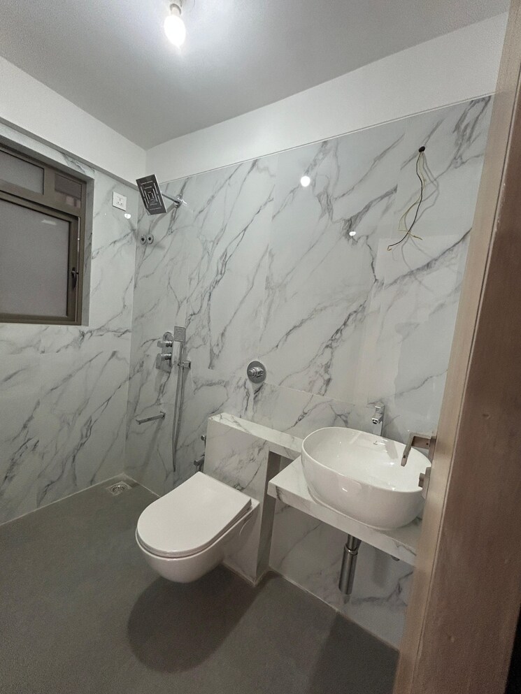 Bathroom, andheri east 2 Bedroom 678 Sq.Ft. Apartment In Andheri East Mumbai 8627463
