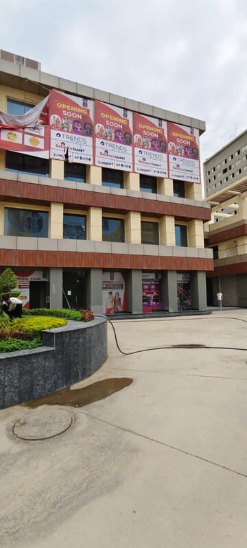  Shop – Exterior View View at 83 Avenue Oodles Sky Walk, Sector 83 - for Rent