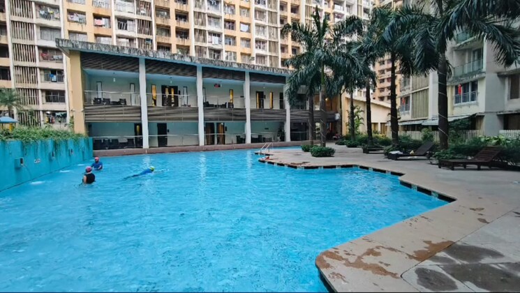 Swimming Pool, lodha-aqua 5 Bedroom 3500 Sq.Ft. Apartment In Mira Road Thane 8627450