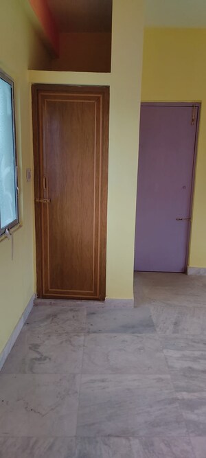 Room in 2 BHK Apartment at Behala – for Sale