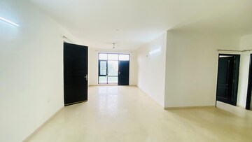 Room in 4 BHK Builder Floor at Omaxe New Chandigarh, North Mullanpur – for Rent
