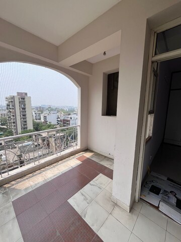 Balcony in 3 BHK Apartment at Hamlin Apartment, Sector 43 – for Rent