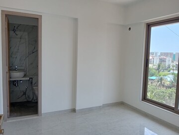 Room in 3 BHK Apartment at Andheri East – for Sale