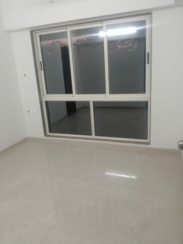 2 BHK Apartment For Rent in Ami Vini Solitaire, Dahisar West