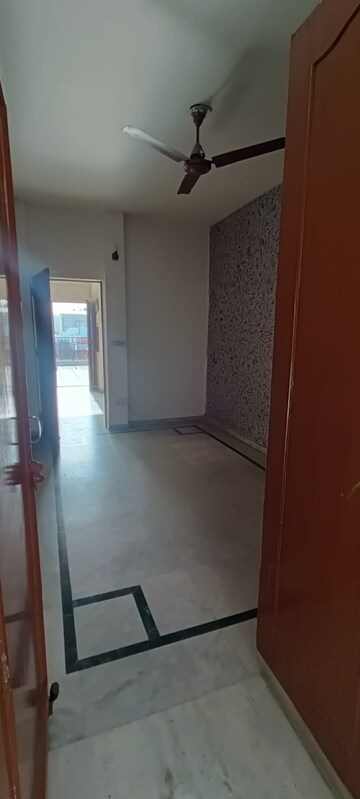 Room in 2 BHK Builder Floor at East Of Kailash – for Rent