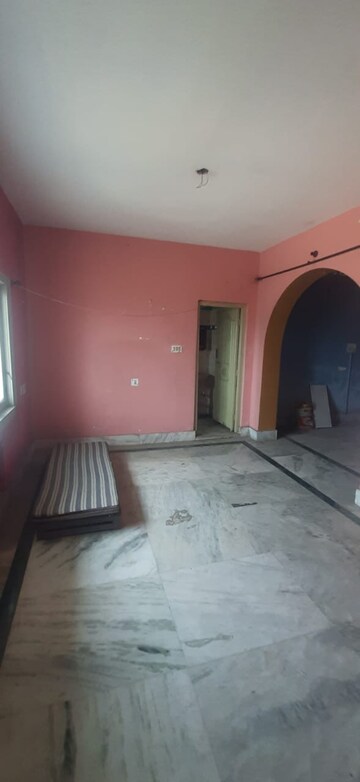 Room in 2 BHK Apartment at Behala – for Sale