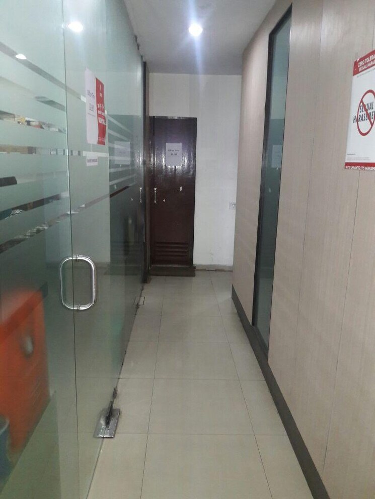undefined, park street Commercial Office Space 1035 Sq.Ft. In Park Street Kolkata 8627687