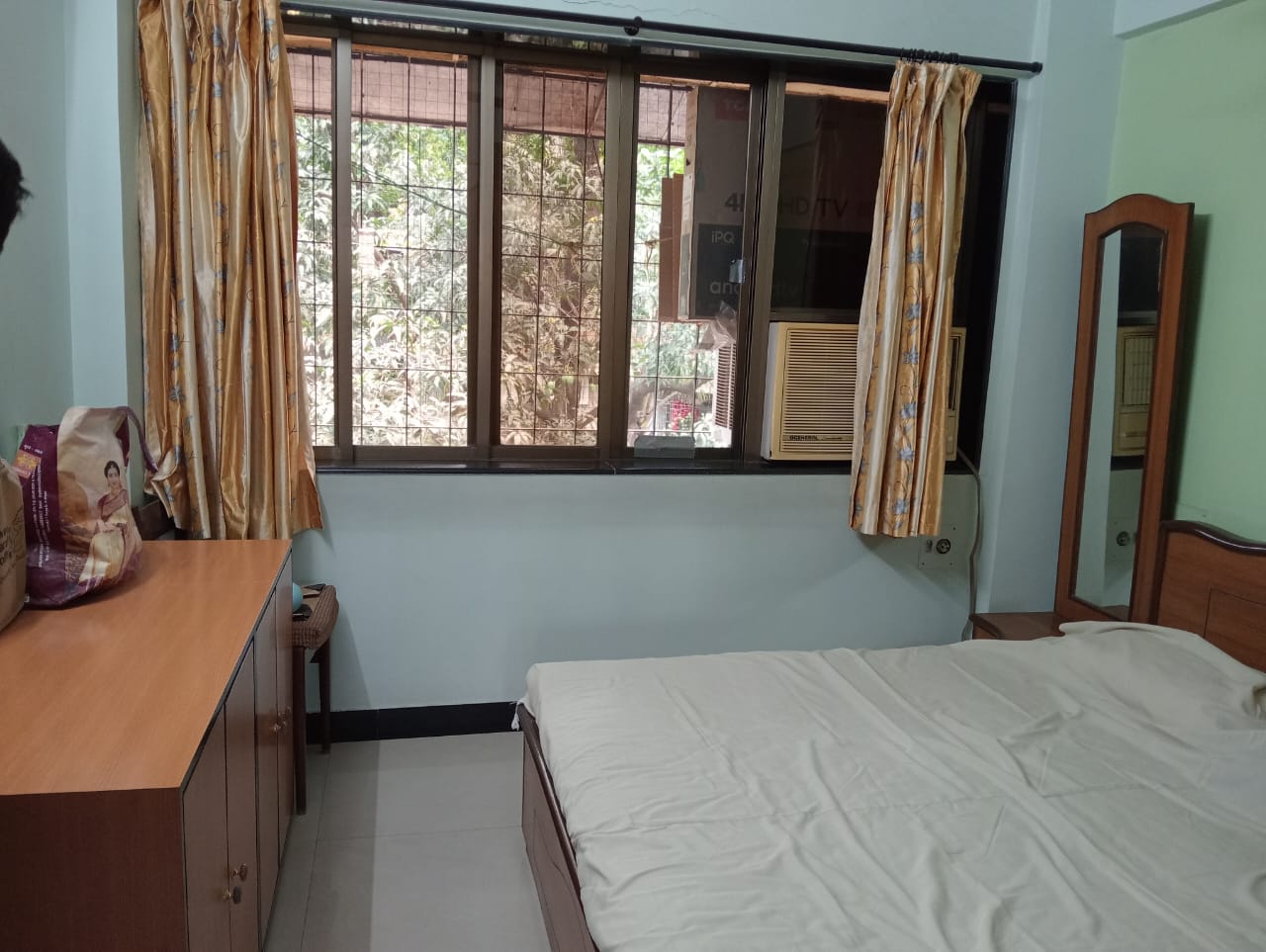 3 BHK Builder Floor For Sale in Swaroop Chs Ltd