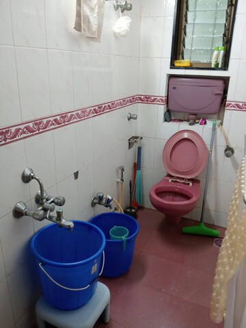 Bathroom in 3 BHK Builder Floor at Andheri East – for Sale