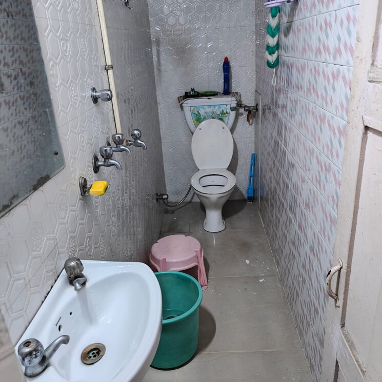 Bathroom, sector 45 2 Bedroom 580 Sq.Ft. Apartment In Sector 45 Chandigarh 8627771